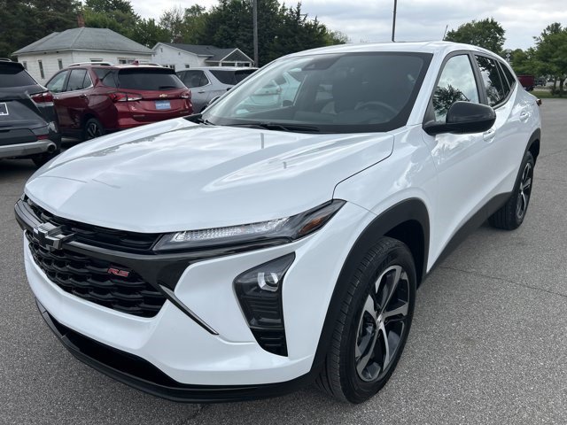Certified 2024 Chevrolet Trax RS w/ Sunroof Package image 1