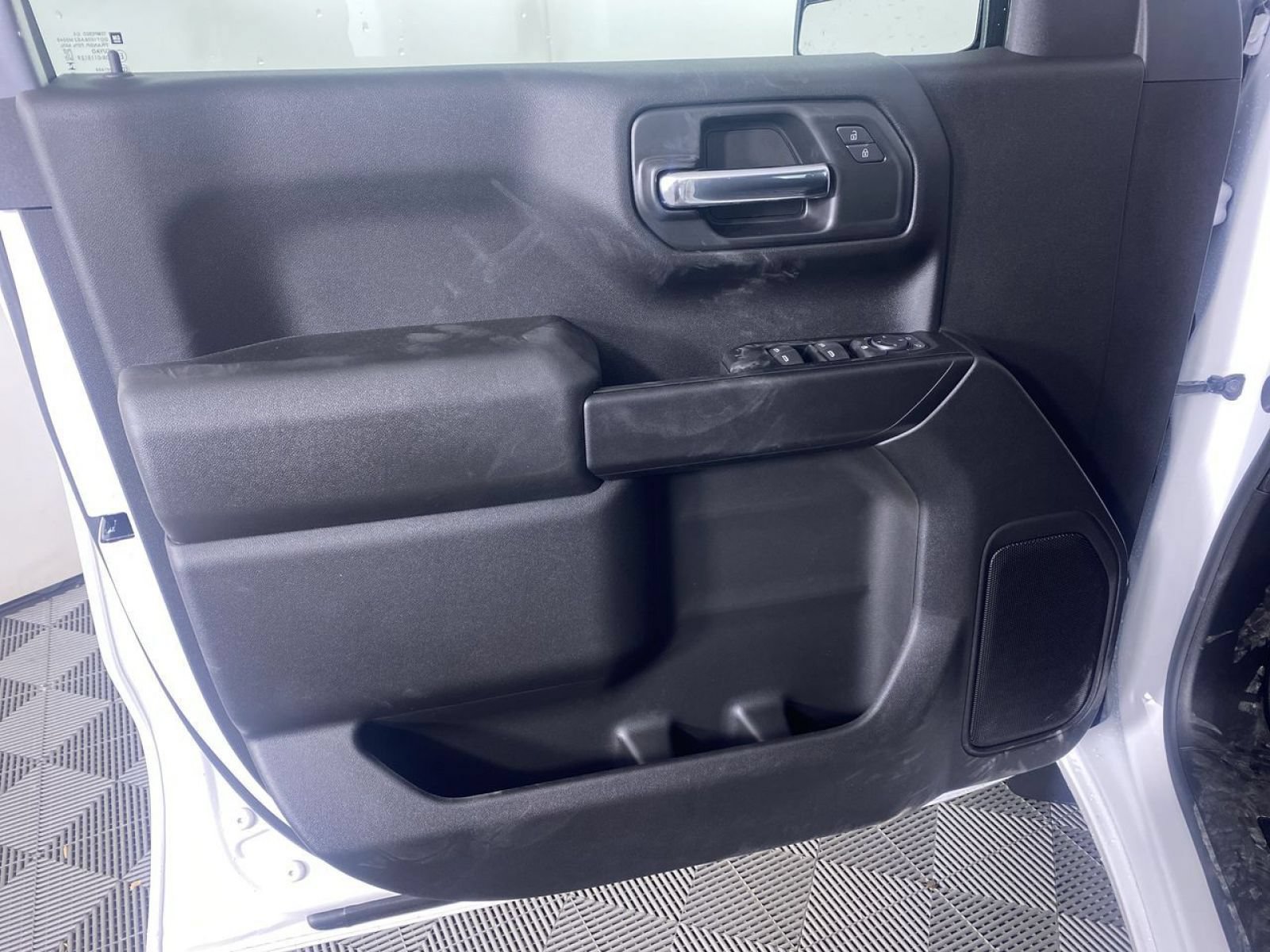 New 2026 Chevrolet Silverado 1500 Custom w/ Turbomax Blackout Package AWD/4WD image 11