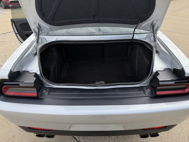 Used 2019 Dodge Challenger GT w/ Driver Convenience Group image 32