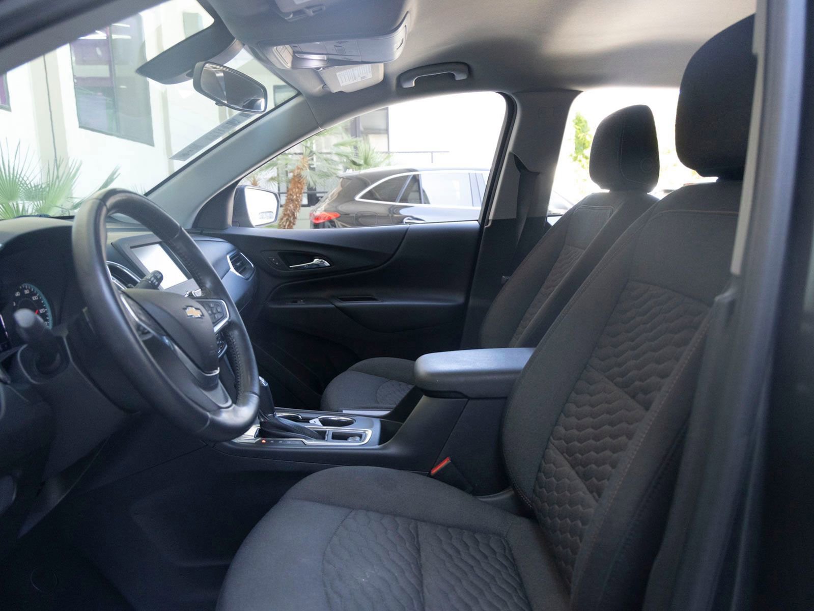 Used 2018 Chevrolet Equinox LT FWD image 13