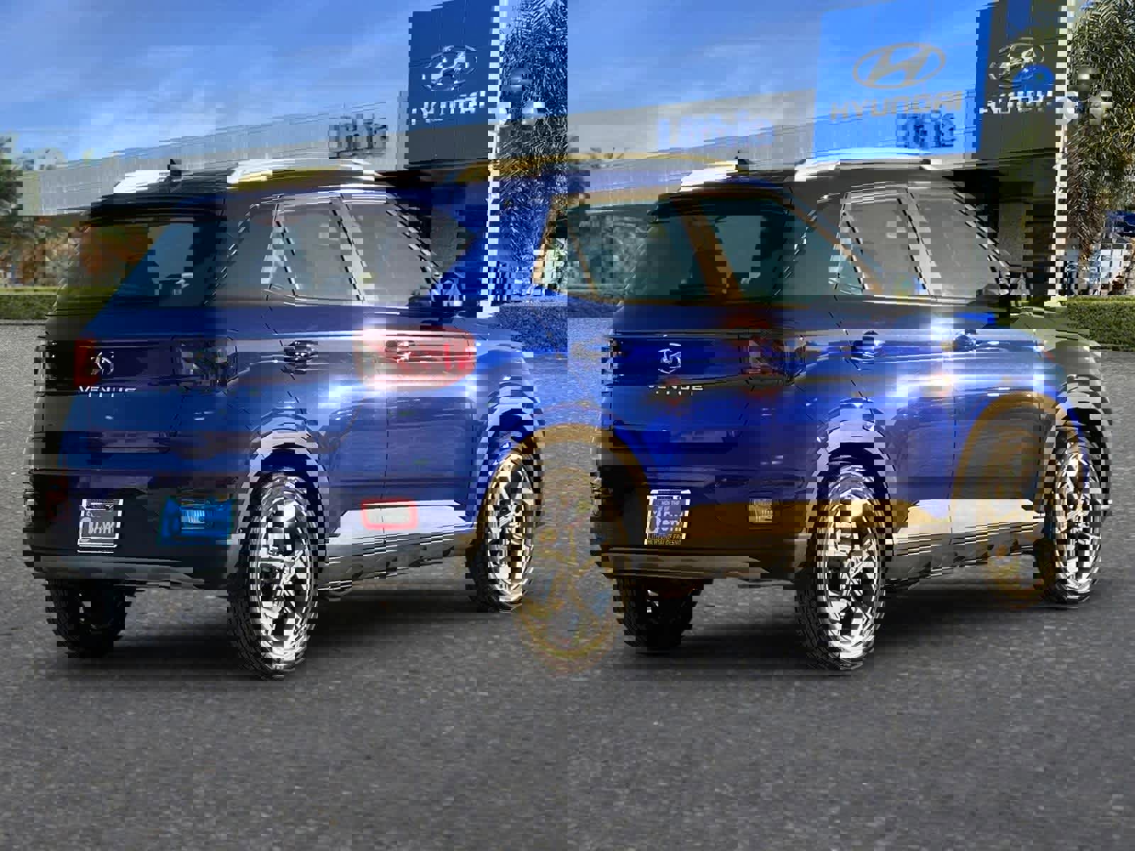 Certified 2022 Hyundai Venue Limited video 2