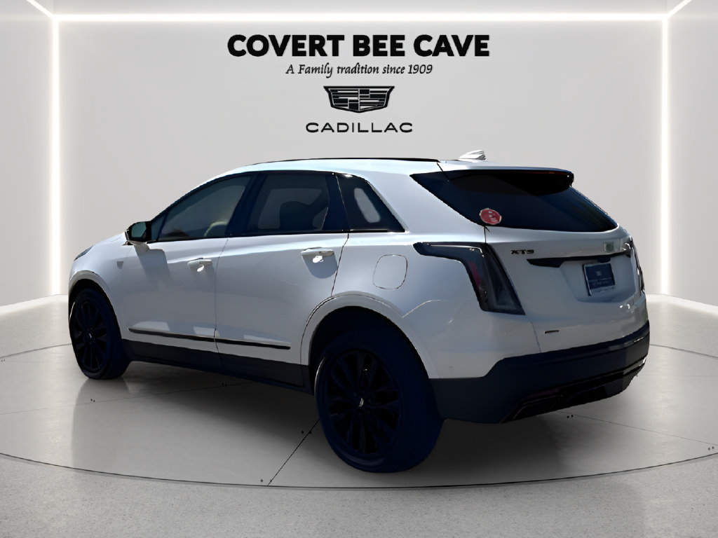 New 2026 Cadillac XT5 Sportv w/ LPO, Onyx Lite Package AWD/4WD image 8