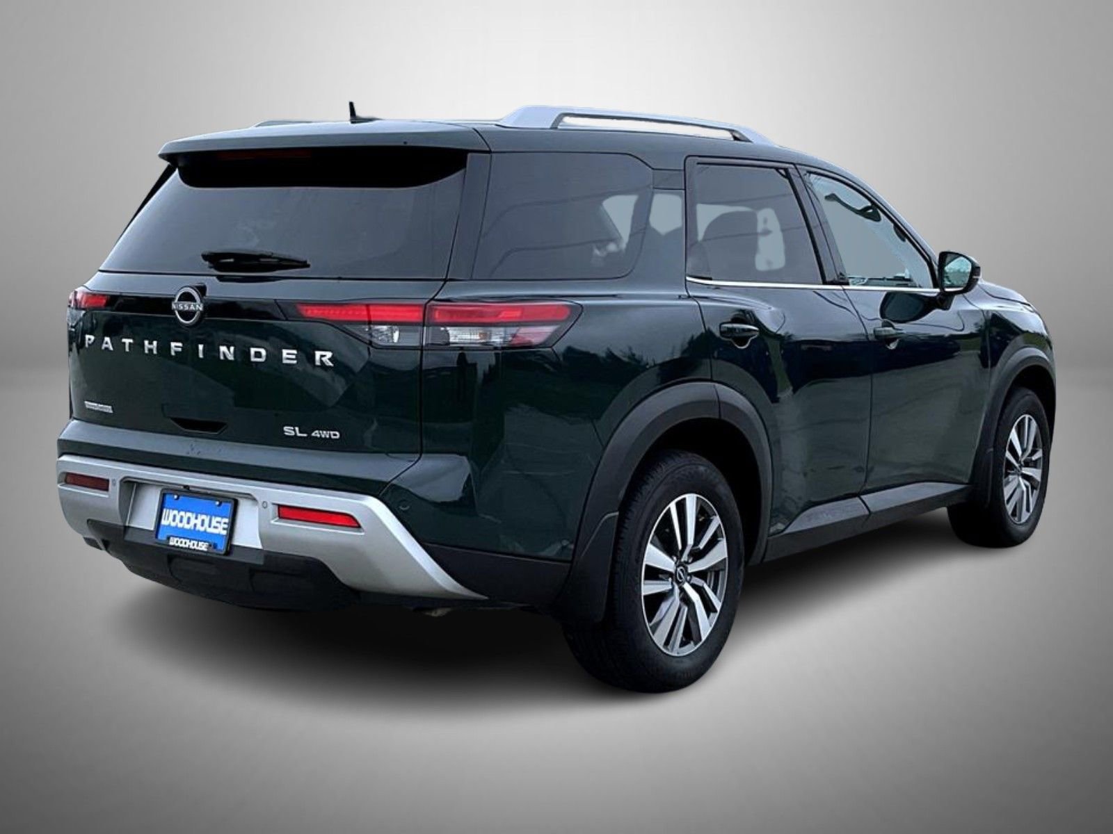 Used 2024 Nissan Pathfinder SL AWD/4WD image 5