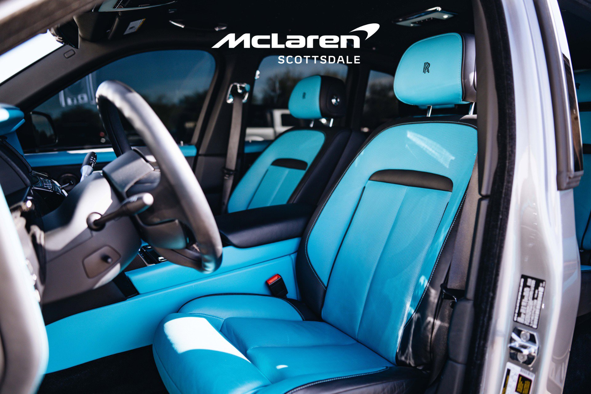 Used 2023 Rolls-Royce Cullinan Black Badge w/ Driver's Package image 22