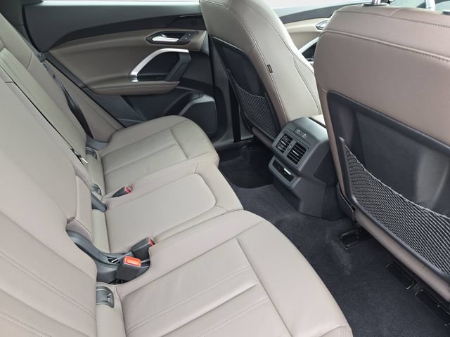 Used 2025 Audi Q5 Premium w/ Convenience Package AWD/4WD image 13
