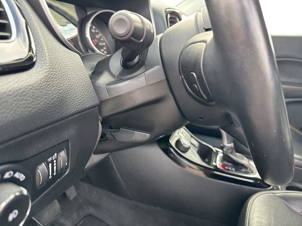 Used 2018 Jeep Compass Limited w/ Navigation Group AWD/4WD image 45