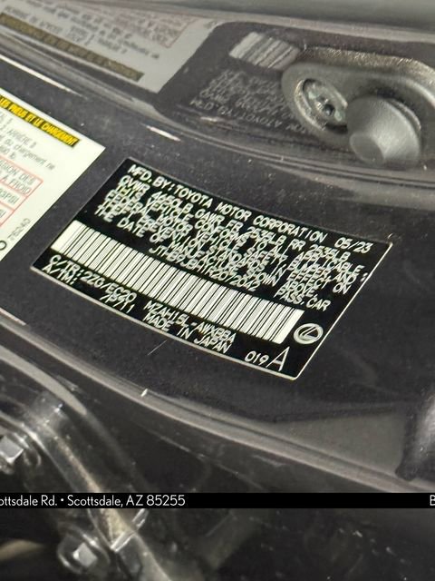 Used 2024 Lexus UX 250h F Sport image 32