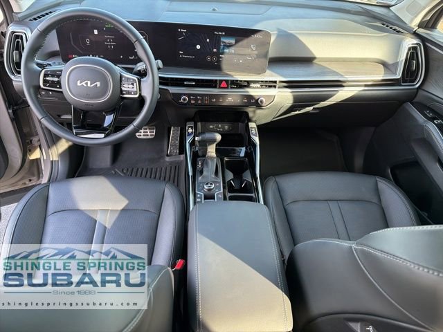 Used 2025 Kia Sorento SX image 43