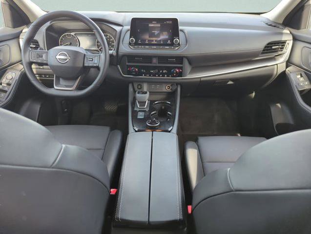 Certified 2025 Nissan Rogue SV w/ SV Premium Package AWD/4WD image 25