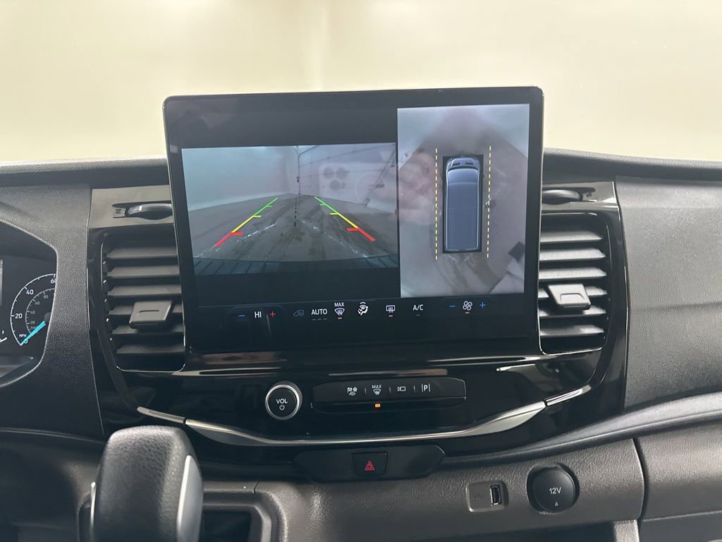 Used 2023 Ford Transit 350 XLT image 36