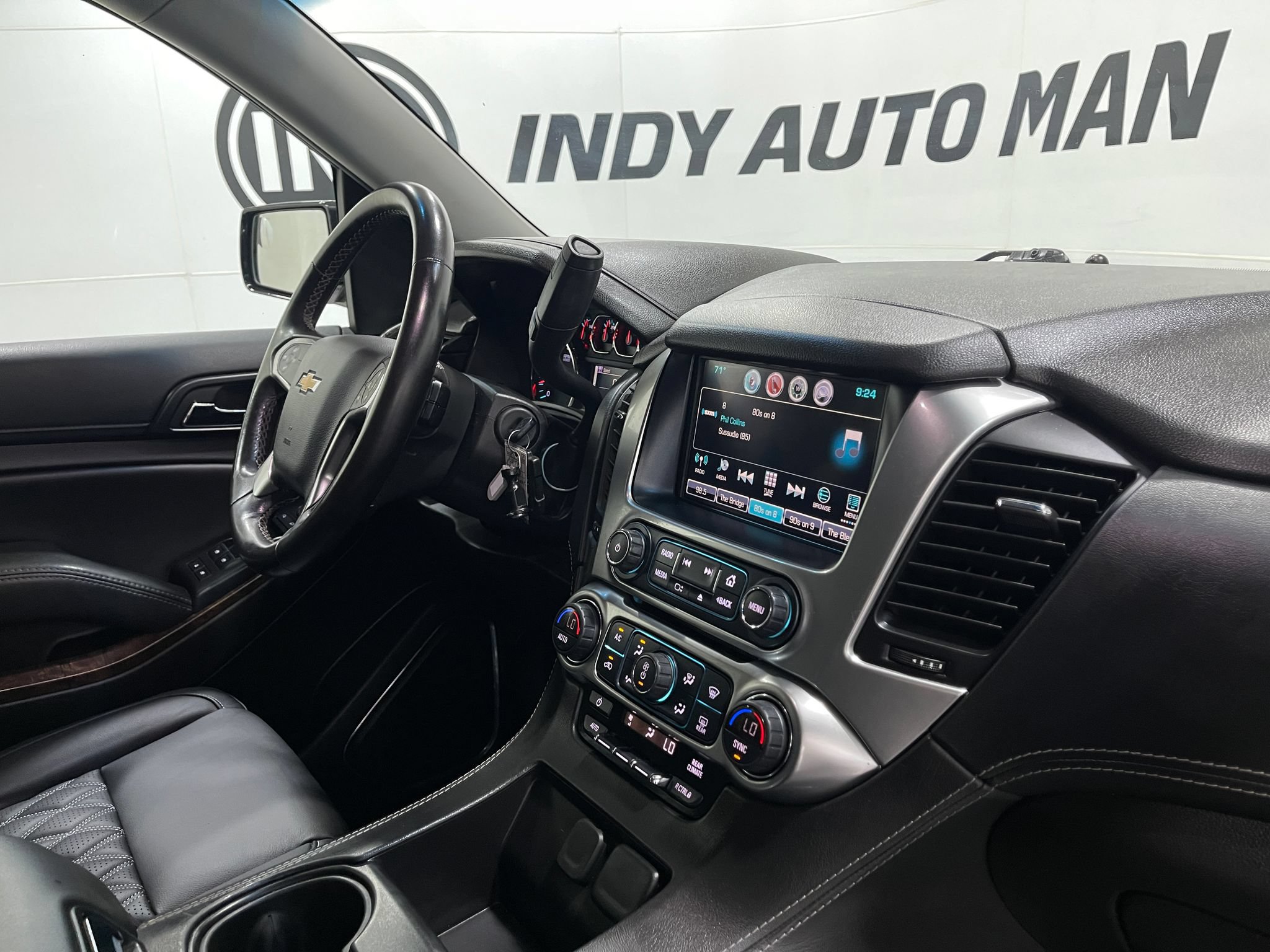 Used 2018 Chevrolet Tahoe LS AWD/4WD image 17
