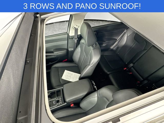 Used 2025 Kia Sorento S w/ Panoramic Sunroof Package image 21