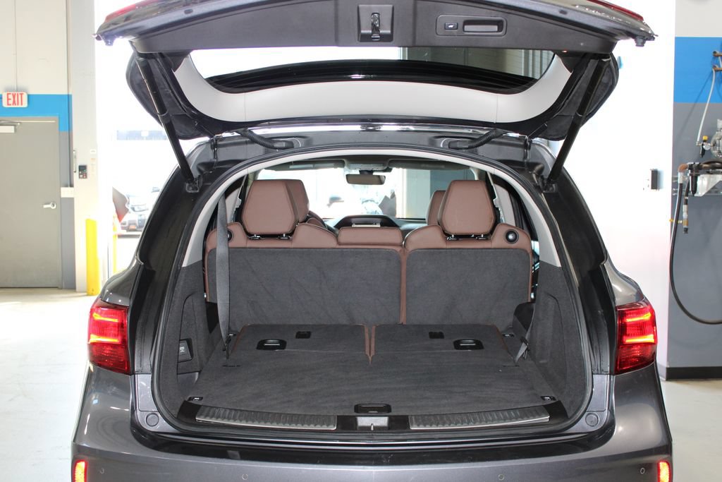 Used 2020 Acura MDX w/ Technology Package AWD/4WD image 30