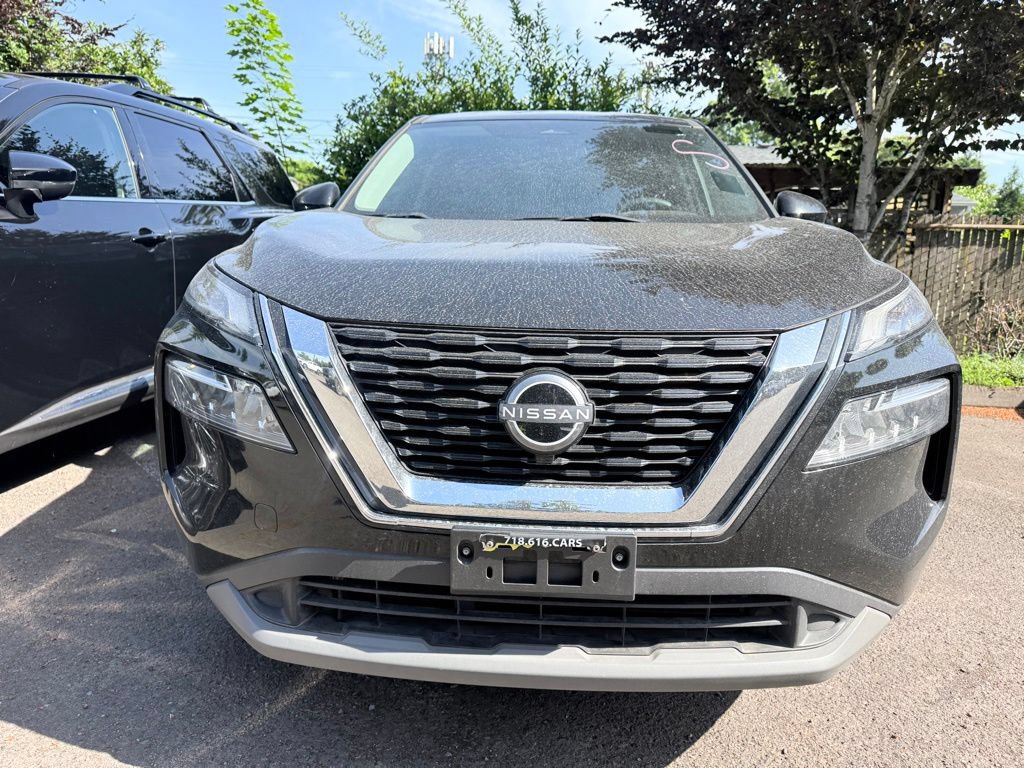 Used 2023 Nissan Rogue SV AWD/4WD image 2