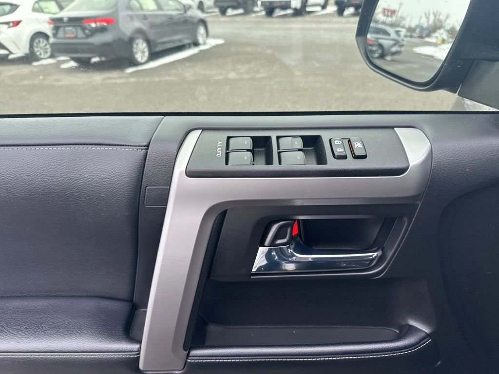 Used 2023 Toyota 4Runner SR5 image 18