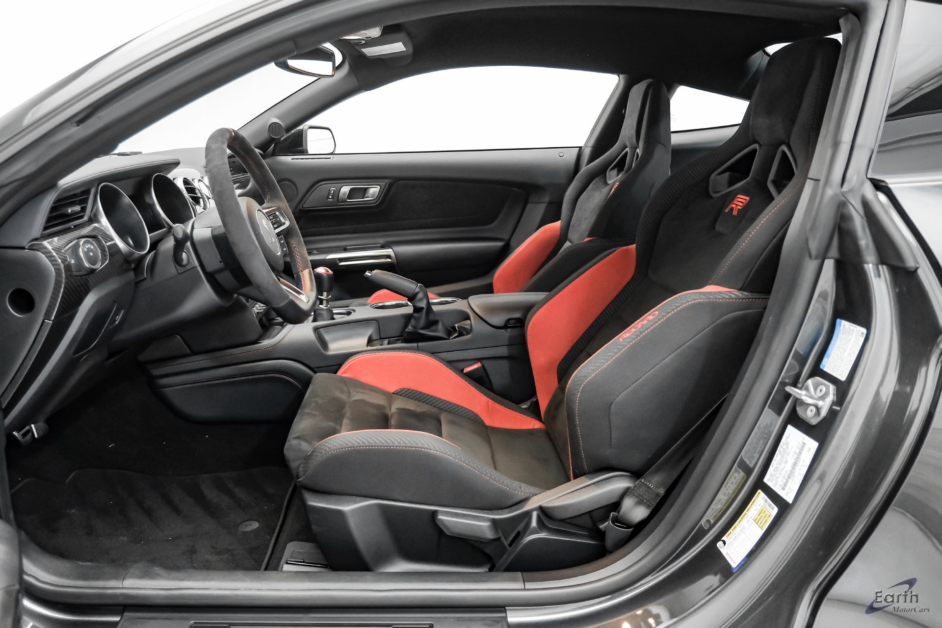 Used 2020 Ford Mustang Shelby GT350R w/ GT350R Equipment Group 920A RWD image 38