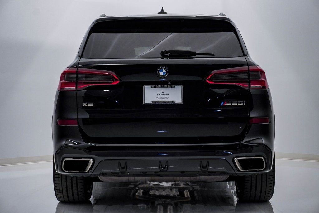 Used 2020 BMW X5 M50i w/ Executive Package image 8