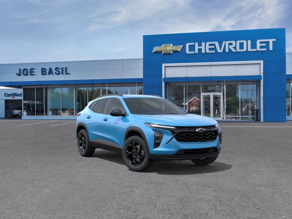 New 2026 Chevrolet Trax LT w/ Midnight Edition