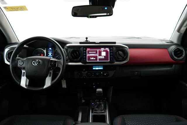 Used 2022 Toyota Tacoma SR5 image 15
