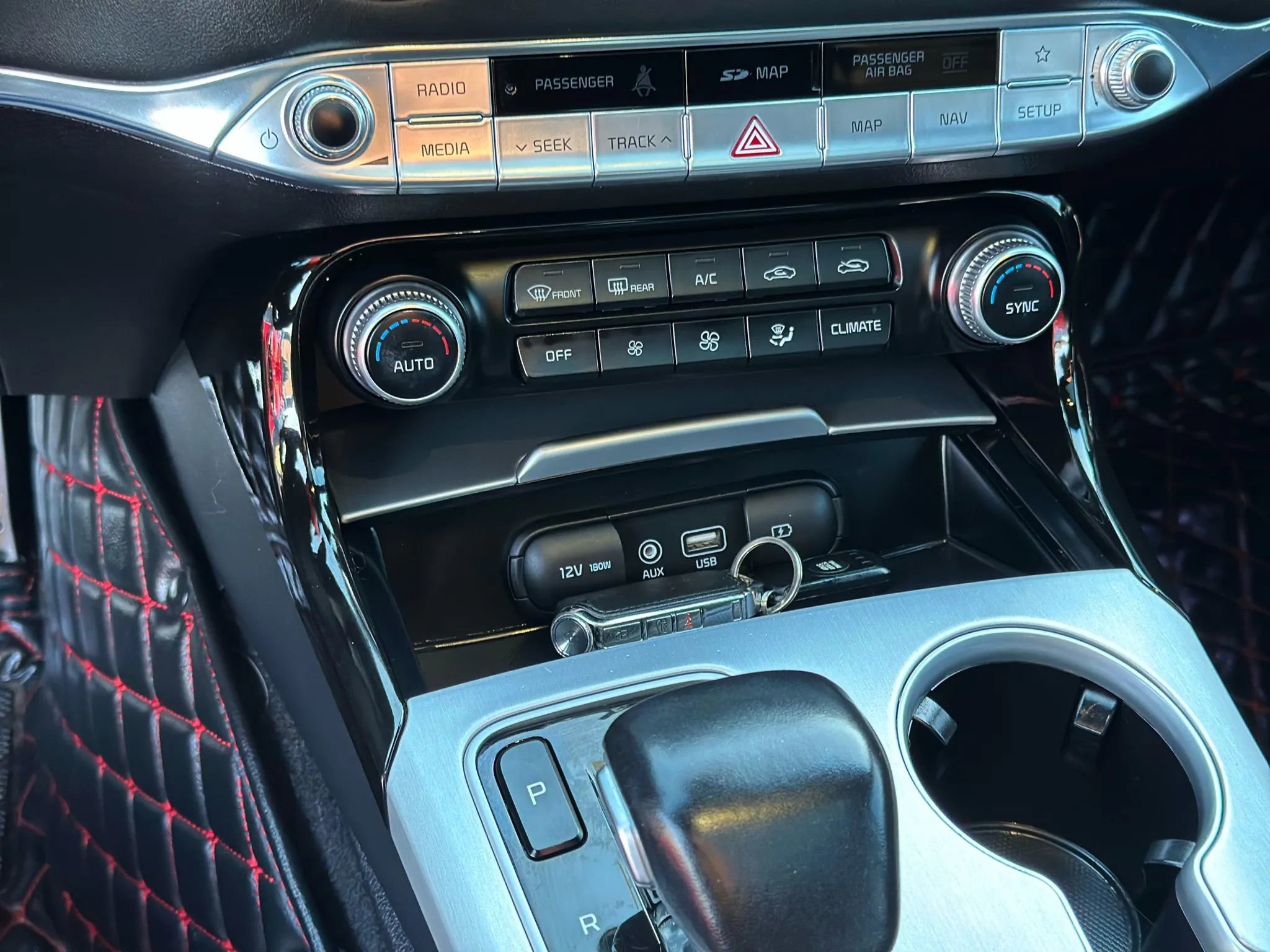 Used 2018 Kia Stinger GT2 image 33