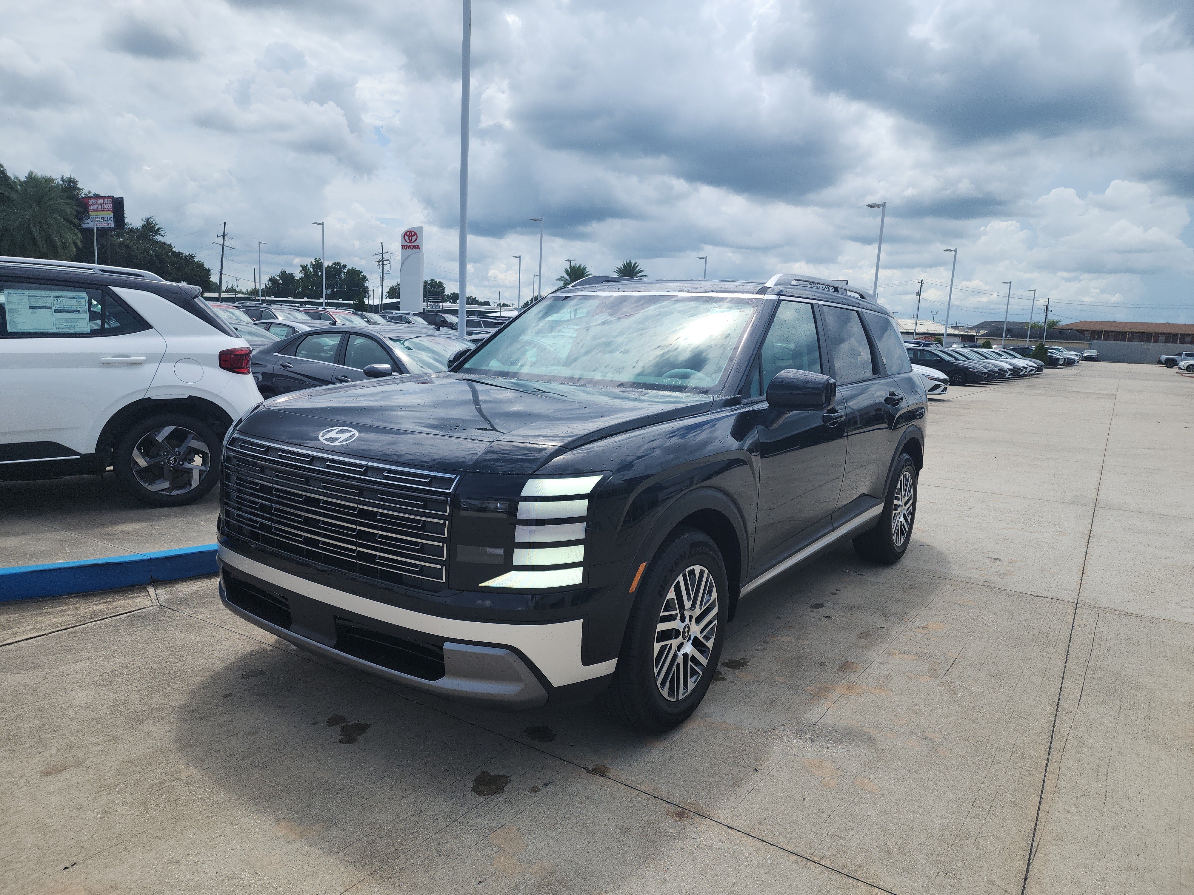 New 2027 Hyundai Palisade SEL FWD image 3