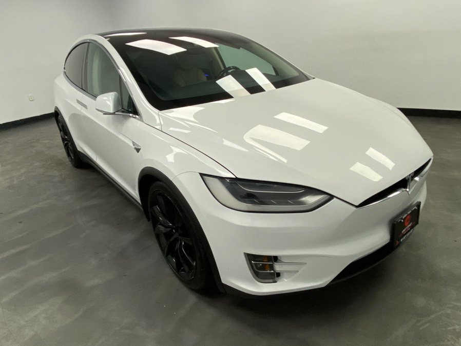 Used 2017 Tesla Model X 90D image 8