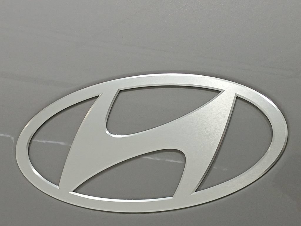 New 2026 Hyundai Ioniq 9 SE AWD/4WD image 8