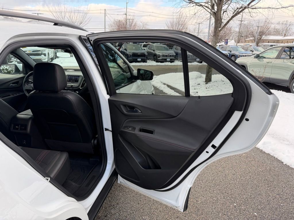 Used 2022 Chevrolet Equinox RS w/ LPO, Floor Liner Package image 20