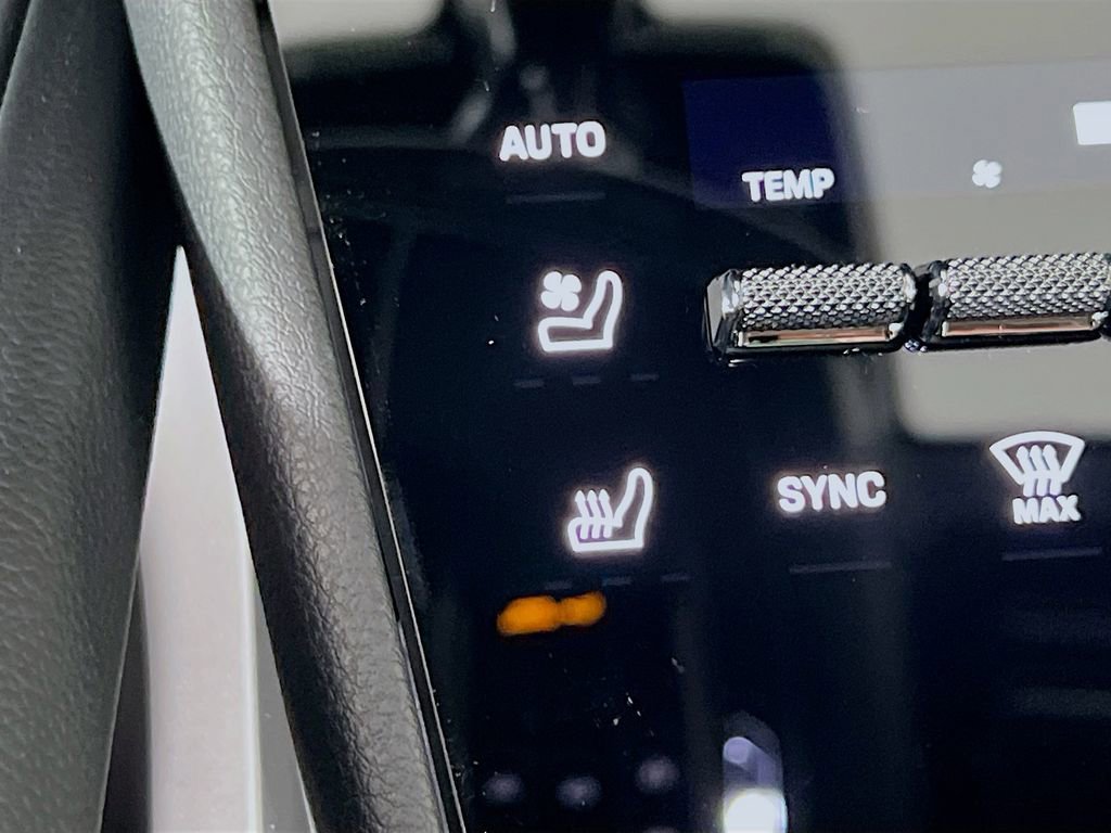 New 2026 Porsche Cayenne image 23