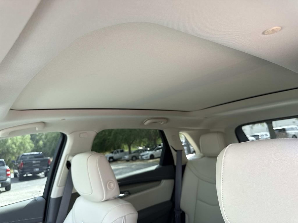 New 2026 Cadillac XT5 Premium Luxury AWD/4WD image 32
