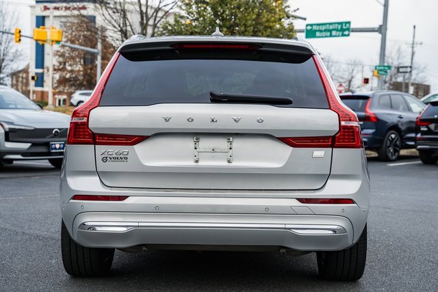 Used 2022 Volvo XC60 T8 Inscription w/ Advanced Package image 5