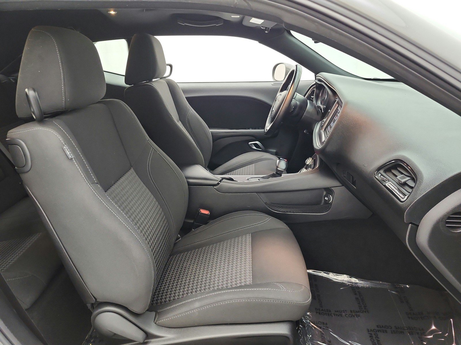 Used 2019 Dodge Challenger SXT RWD image 18