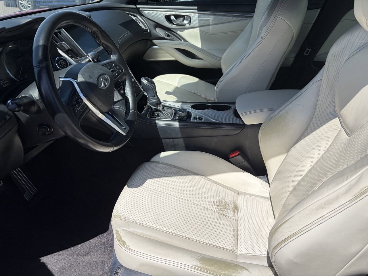 Used 2019 INFINITI Q60 Red Sport 400 w/ Proactive Package AWD/4WD image 6
