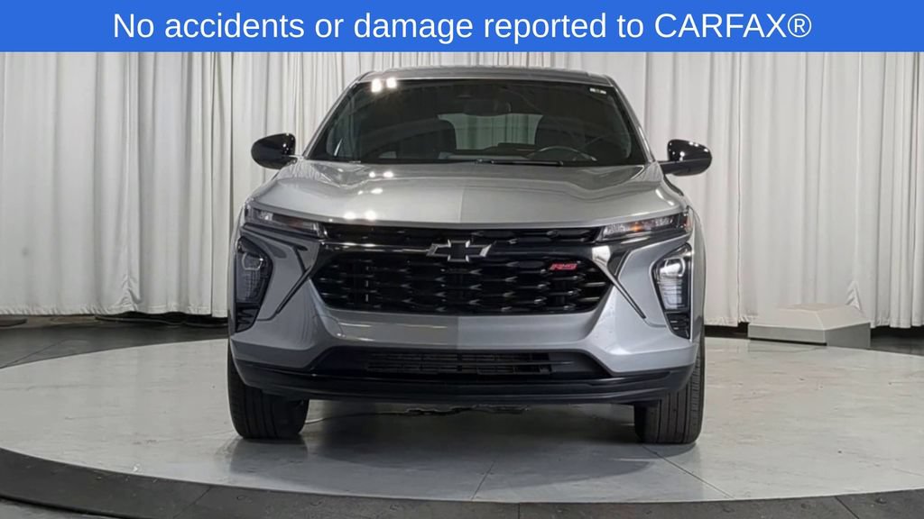 Used 2024 Chevrolet Trax RS w/ Driver Confidence Package FWD image 3