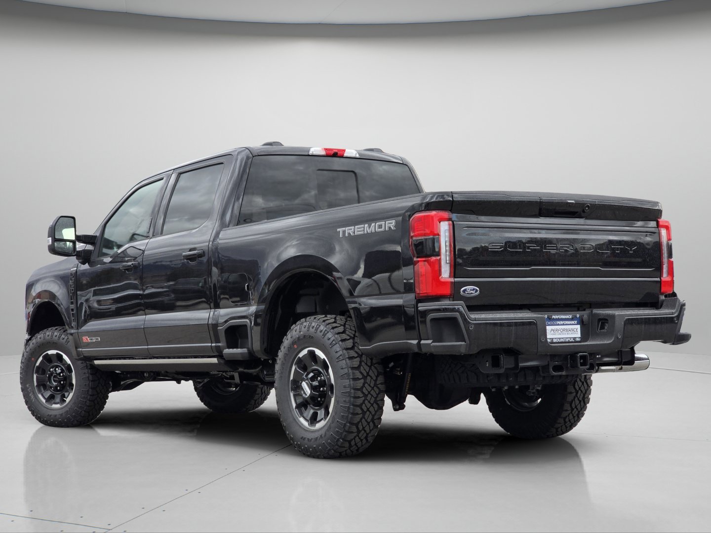 New 2026 Ford F350 Platinum w/ Tremor Off-Road Package AWD/4WD image 22