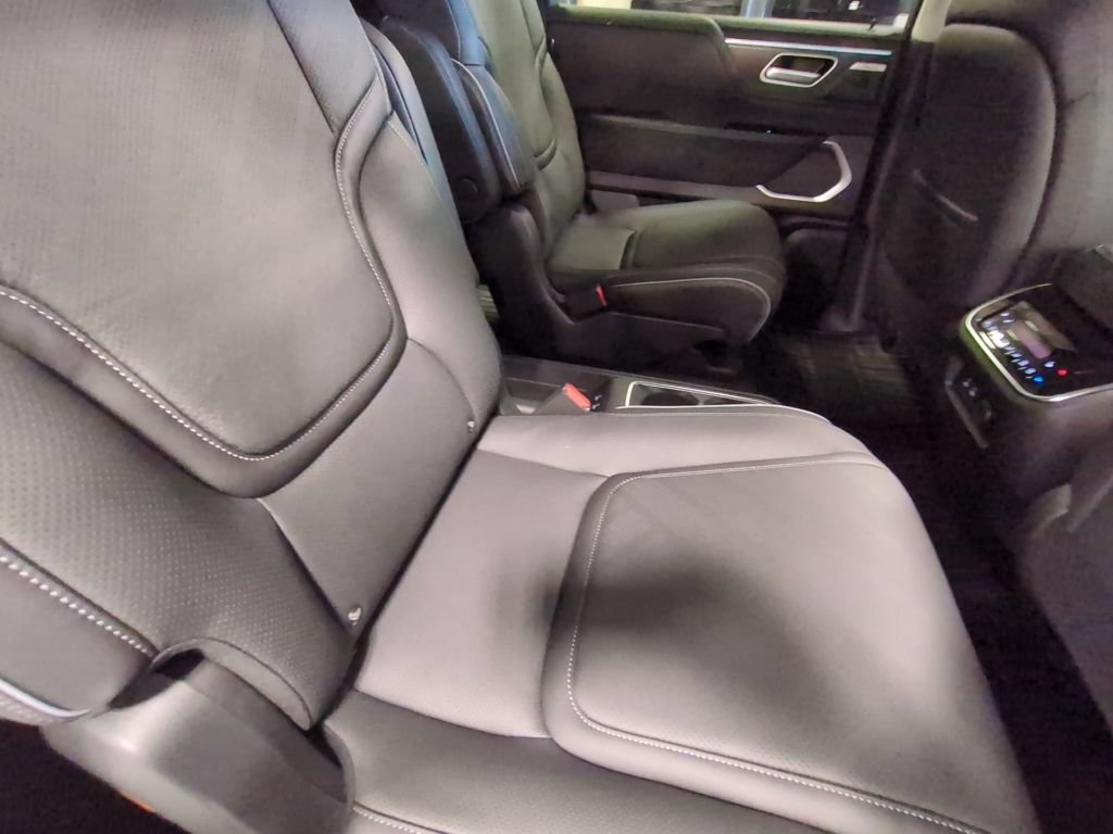 New 2026 INFINITI QX80 Luxe w/ Cargo Package AWD/4WD image 25