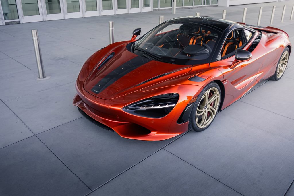 Used 2024 McLaren 750S image 6
