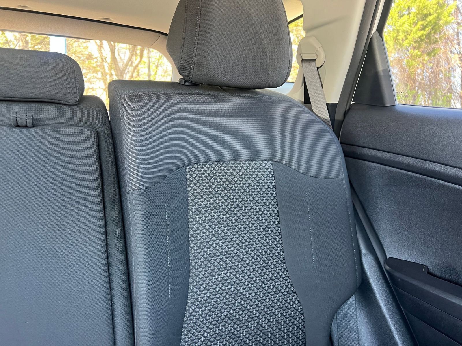 Used 2025 Kia Sportage LX image 36