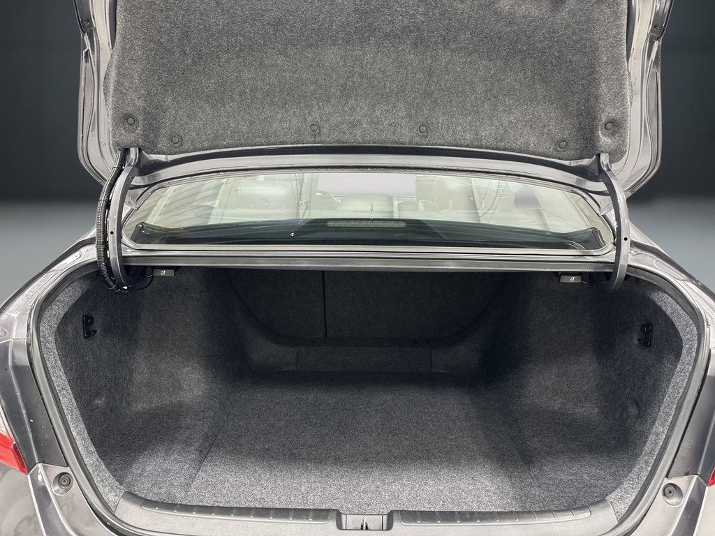 Used 2019 Honda Accord Touring image 12