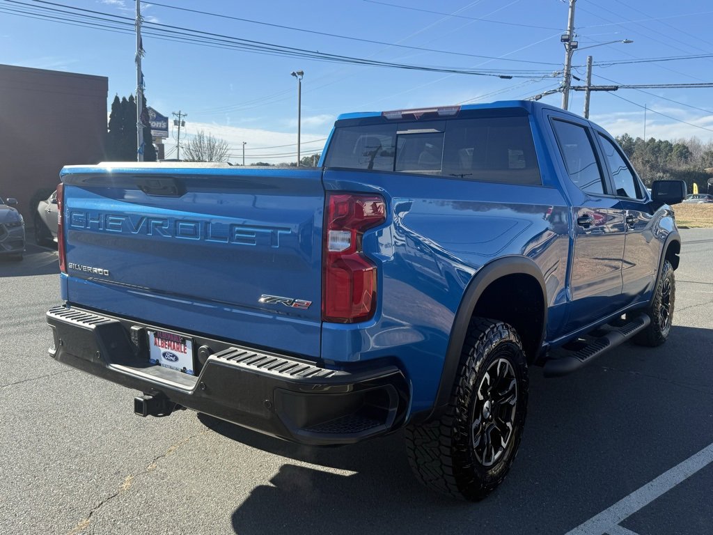 Used 2022 Chevrolet Silverado 1500 ZR2 image 3
