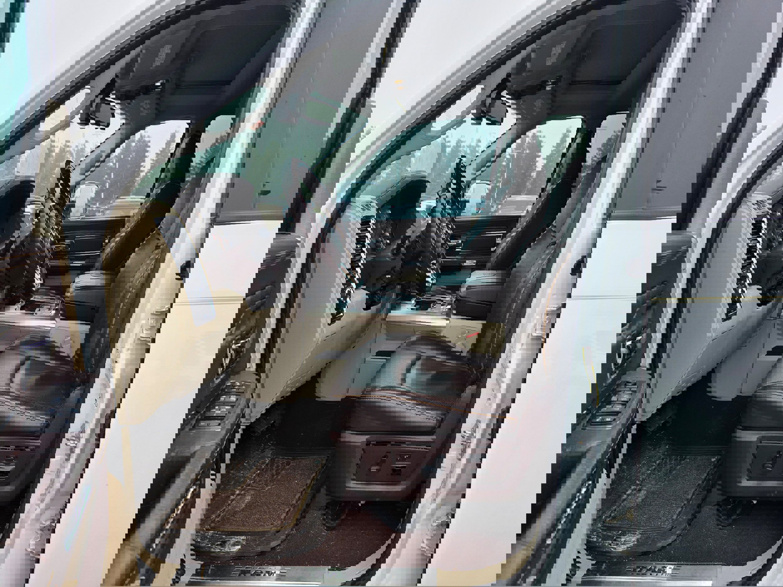 Used 2016 RAM 2500 Longhorn w/ Convenience Group image 21