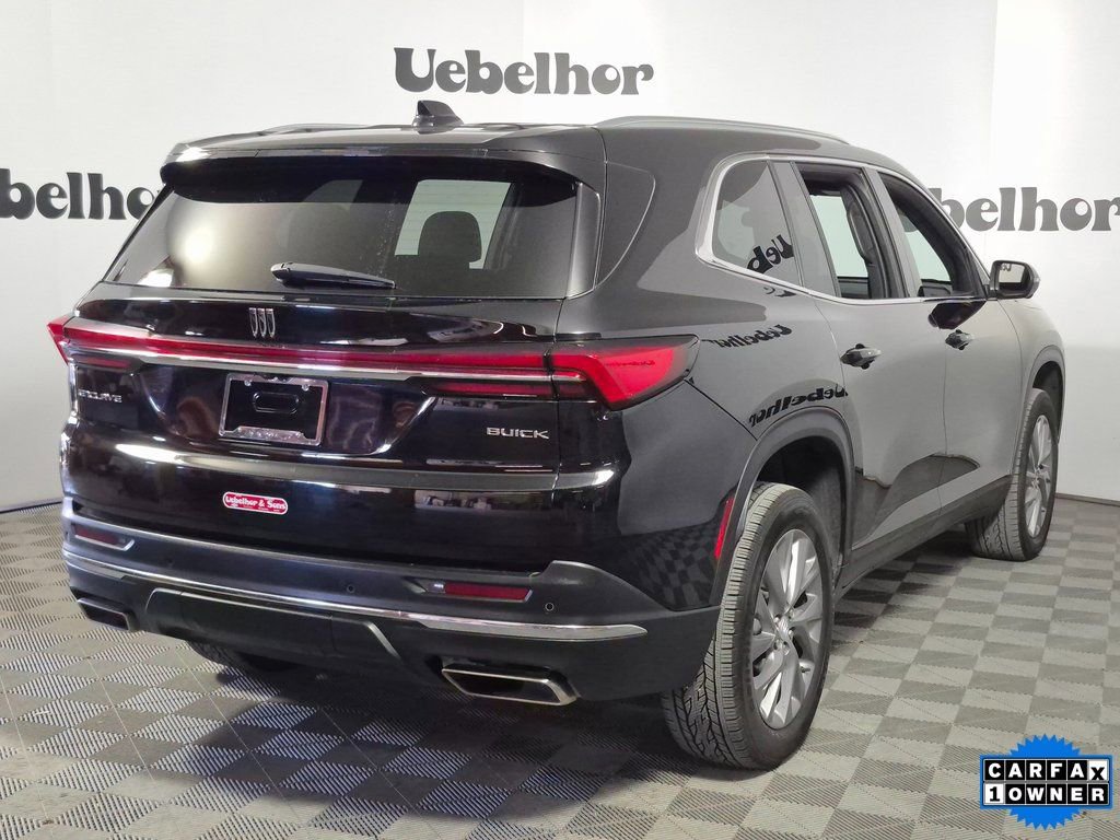 Certified 2025 Buick Enclave Preferred image 7