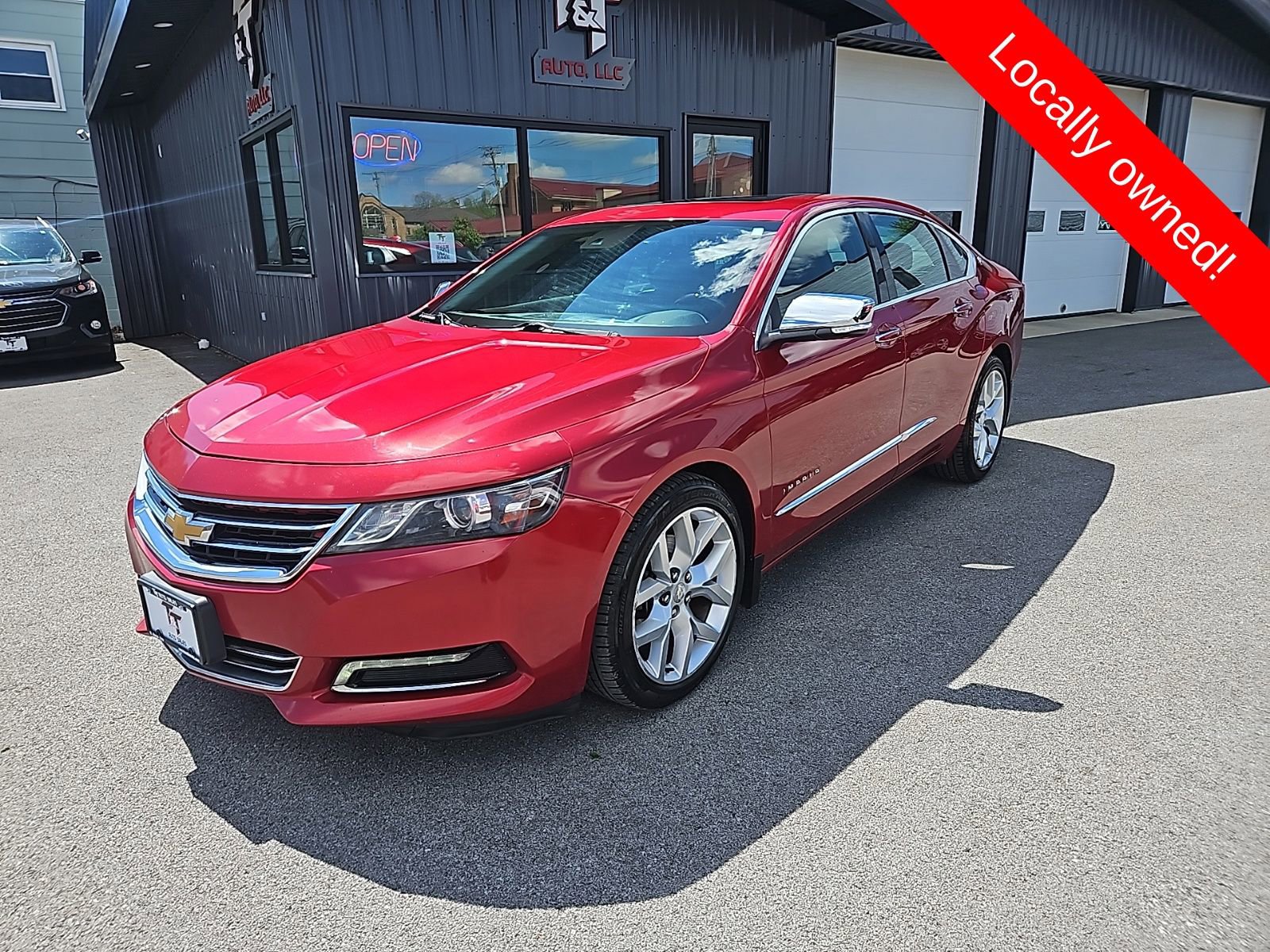 Used 2014 Chevrolet Impala LTZ FWD image 2