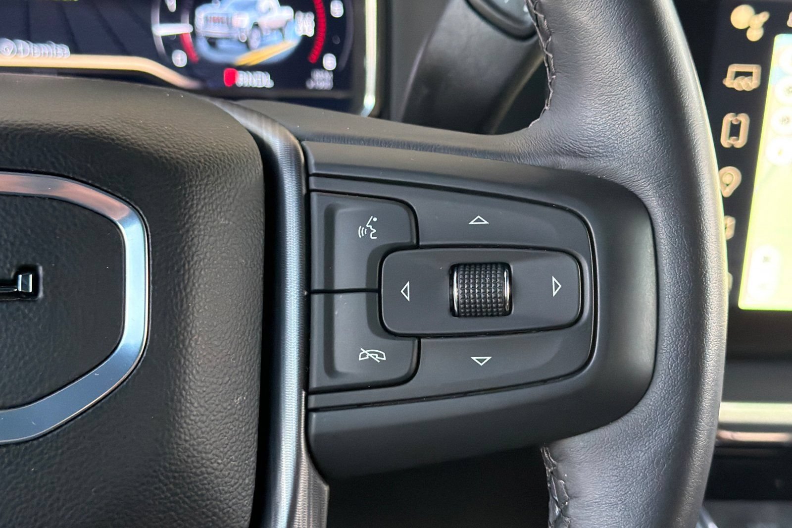 Used 2024 GMC Sierra 2500 Denali Ultimate w/ Max Trailering Package AWD/4WD image 30
