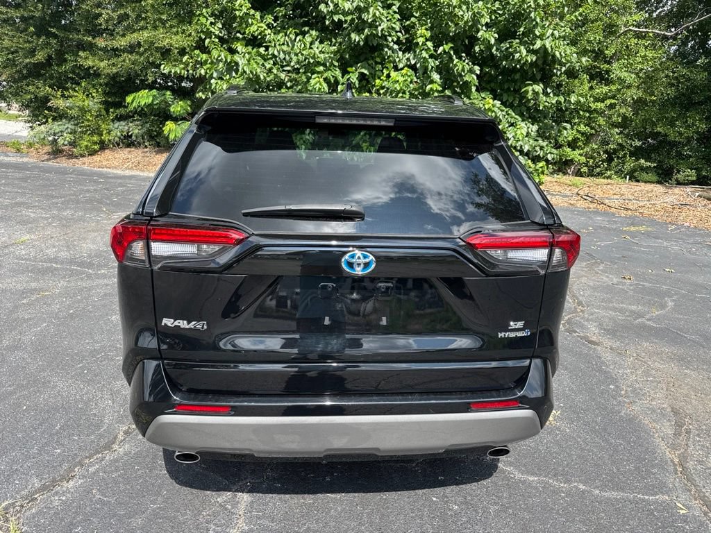 Used 2024 Toyota RAV4 SE AWD/4WD image 8