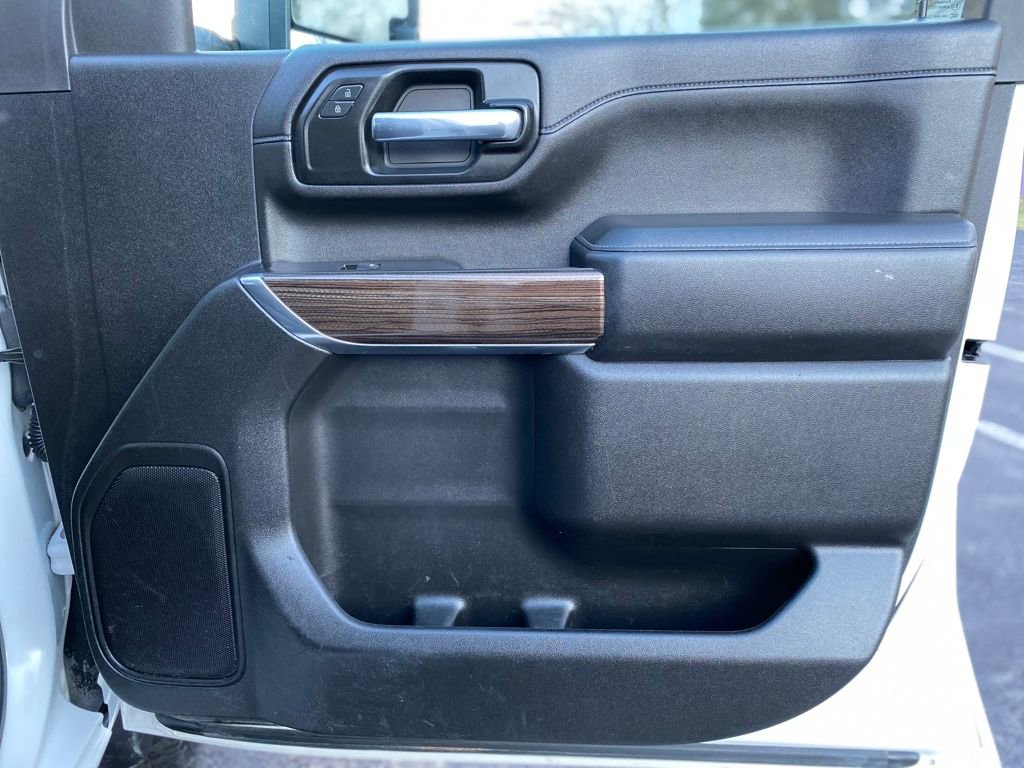 Used 2023 Chevrolet Silverado 2500 LT AWD/4WD image 9