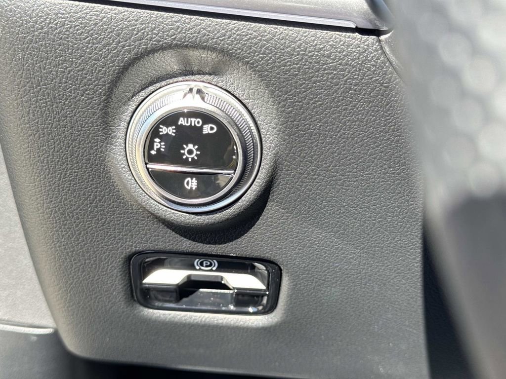 New 2026 Mercedes-Benz CLE 53 AMG CLE 53 AMGﾮ image 26