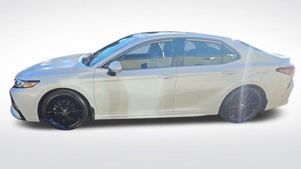 Used 2024 Toyota Camry XSE image 4