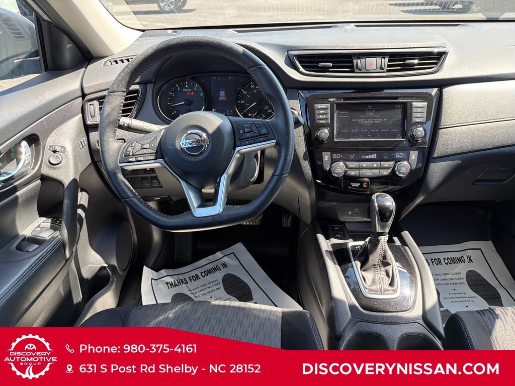Certified 2019 Nissan Rogue SV w/ Premium Package FWD image 32