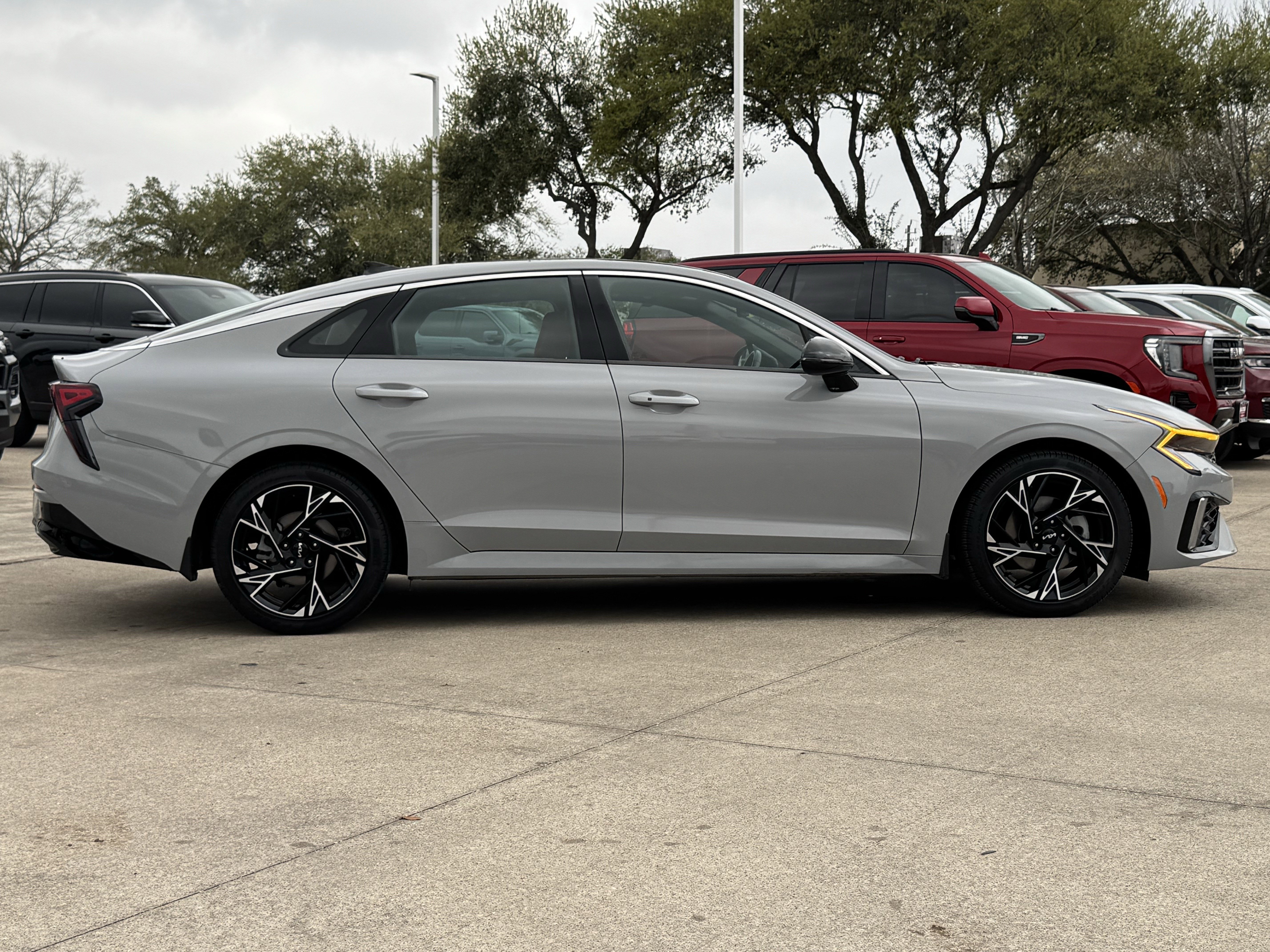 Used 2025 Kia K5 GT-Line w/ GT-Line Premium Package image 7